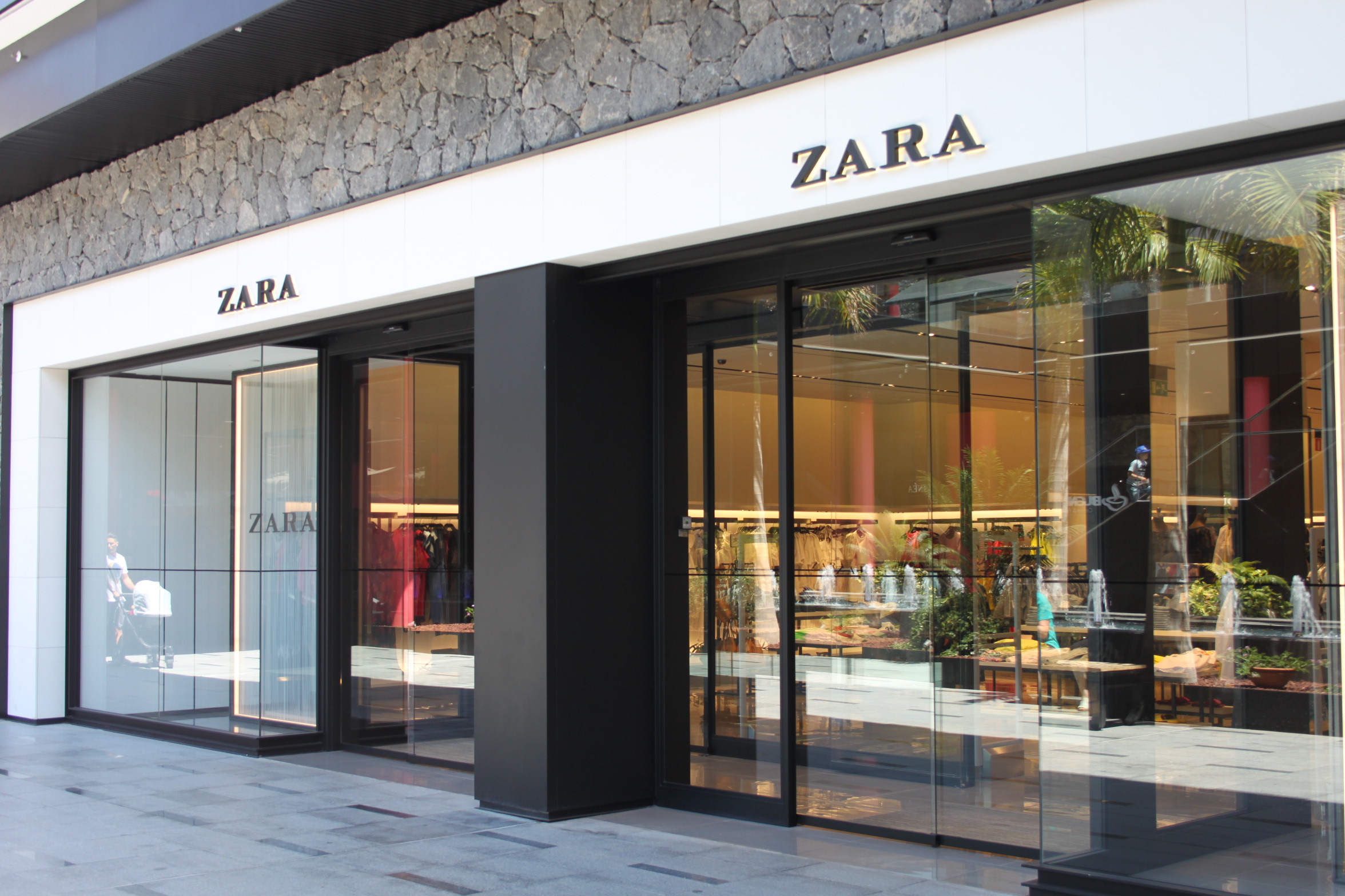 responsabilidad Barón ventajoso Zara - Centro Comercial Siam Mall