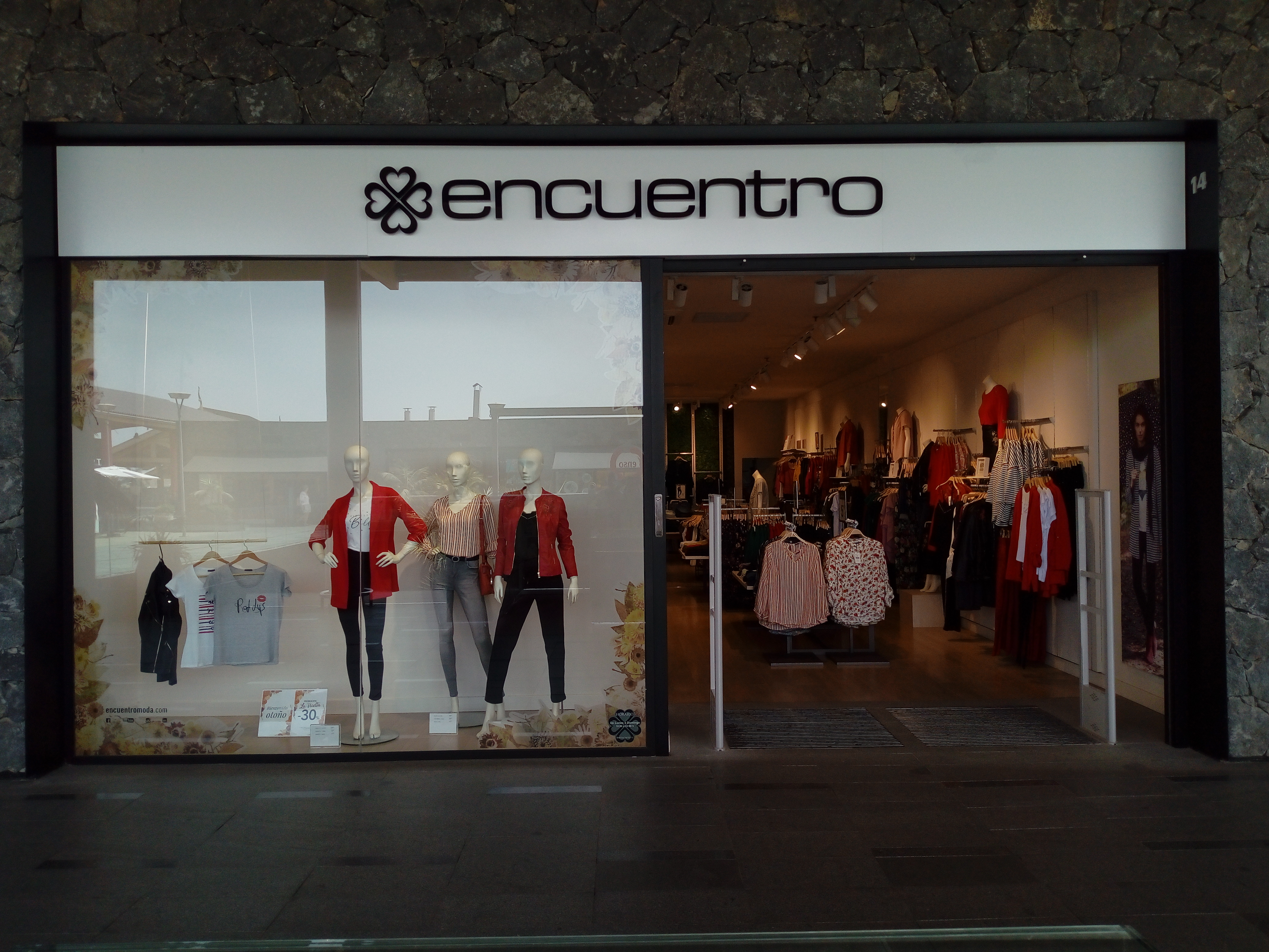 begå løgner modtage Encuentro Moda Tenerife - Centro Comercial Siam Mall