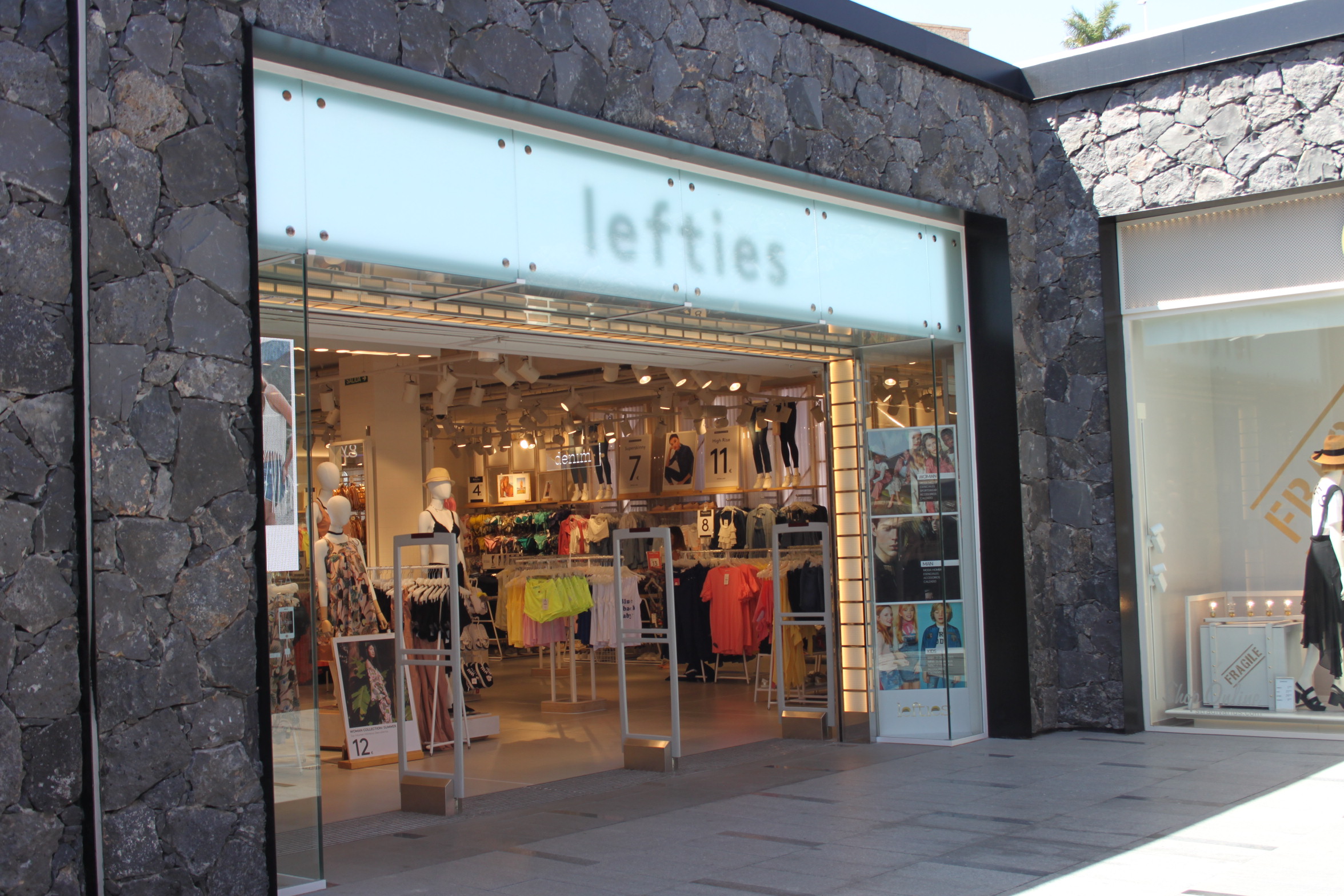 Lefties - Centro Comercial Siam