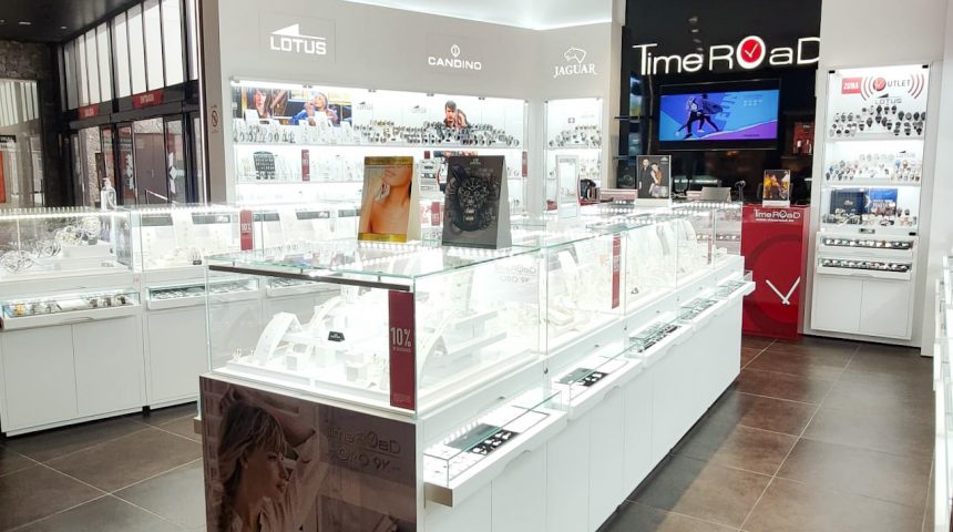 Apertura: Time Road Siam Mall Apertura: Time Road Siam Mall